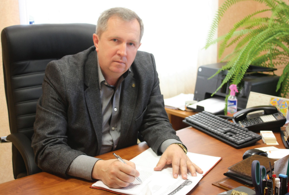 Виталий Леонтьев, директор курского филиала АО «АгроГард» села Любач, Медвенского
района Курской области